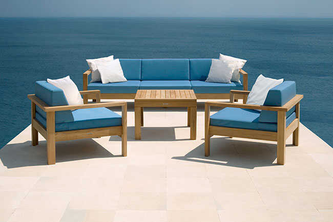Barlow Tyrie garden furniture linear Collection