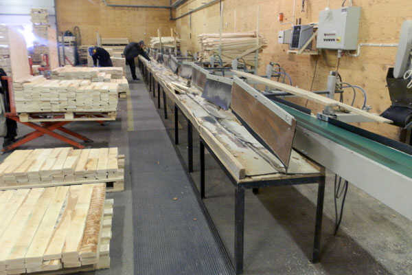 Swedish birch sorting to length